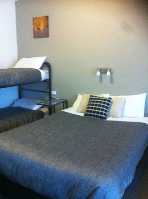 Altair Motel - Darwin Holiday 2