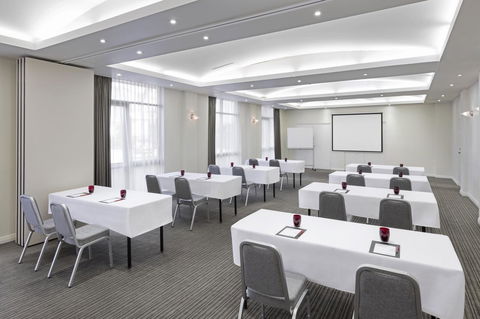 Mercure Newcastle - Darwin Holiday 22