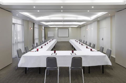 Mercure Newcastle - Darwin Holiday 21