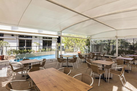 Mercure Newcastle - Darwin Holiday 2