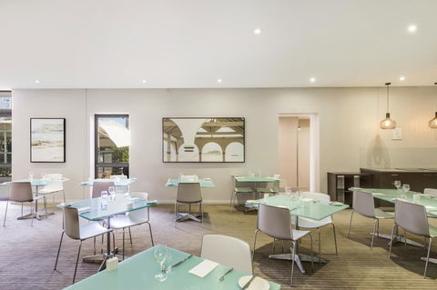 Mercure Newcastle - Darwin Holiday 13