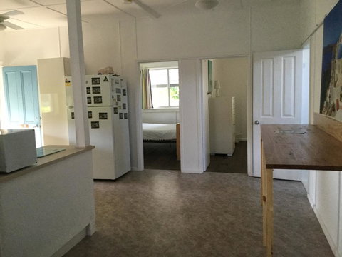 Hat Head Beach Cottage 1 - Darwin Holiday 15