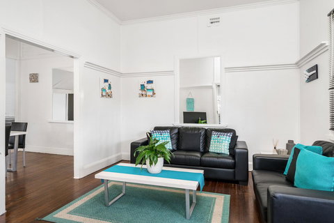 Club Byron Accommodation - Darwin Holiday 21