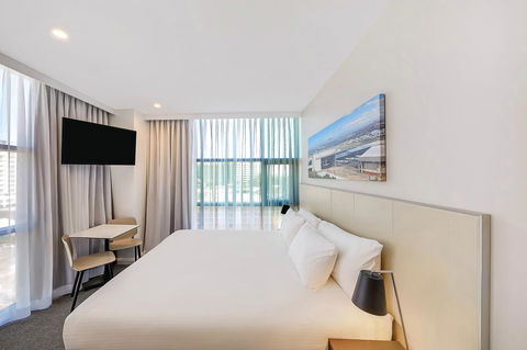 Travelodge Hotel Sydney Airport - Darwin Holiday 4