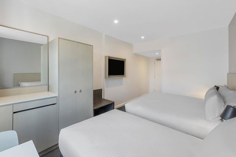 Travelodge Hotel Sydney Airport - Darwin Holiday 18