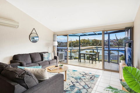 Sails Luxury Apartments Merimbula - Darwin Holiday 32