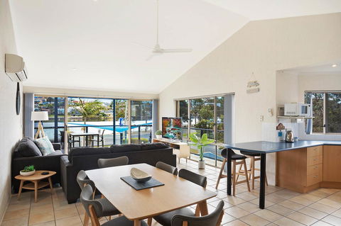 Sails Luxury Apartments Merimbula - Darwin Holiday 39