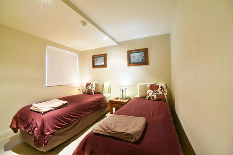 Snowstream 4 - Darwin Holiday 1