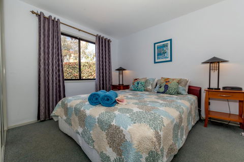 Condo 105 @ Horizons Golf Resort - Salamander Bay NSW - Darwin Holiday 9