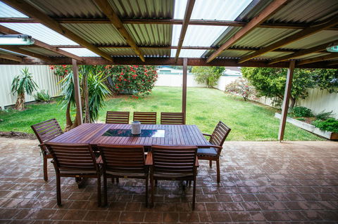 Sunbaker Pet Friendly Awards Finalist 4 Mins Walk To Culburra Beach - Darwin Holiday 29
