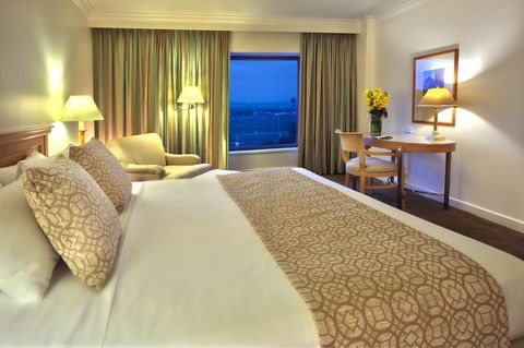 Stamford Plaza Sydney Airport Hotel & Conference Centre - Darwin Holiday 6