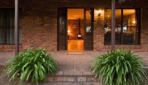 Ironstone Estate Lovedale - Darwin Holiday 38