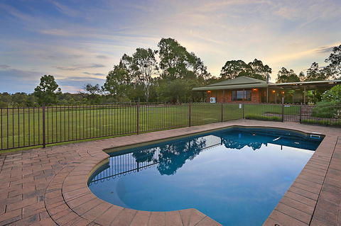 Ironstone Estate Lovedale - Darwin Holiday 0