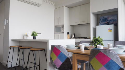 Skygarden Olympic Park View 2 Bedroom Apartment - Darwin Holiday 41