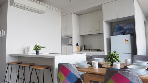 Skygarden Olympic Park View 2 Bedroom Apartment - Darwin Holiday 42
