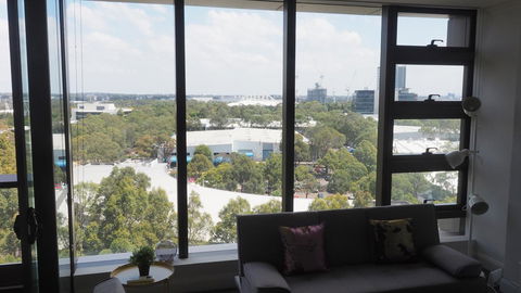 Skygarden Olympic Park View 2 Bedroom Apartment - Darwin Holiday 23