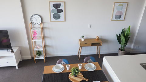 Skygarden Olympic Park View 2 Bedroom Apartment - Darwin Holiday 18