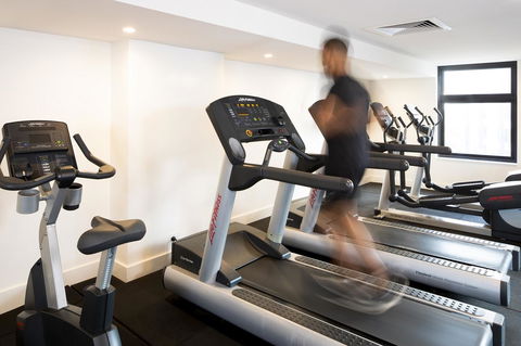 Novotel Sydney International Airport - Darwin Holiday 24