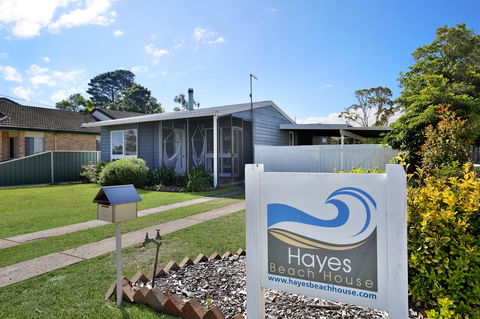 Hayes Beach House I Award Winner I 4 Mins To Beach - Darwin Holiday 22