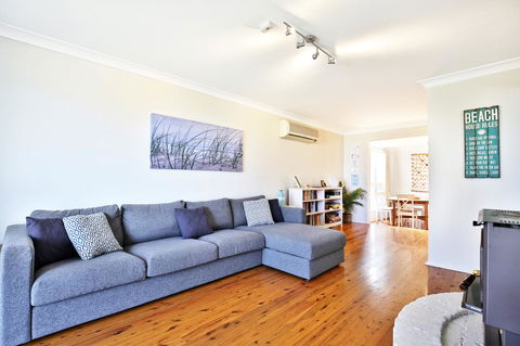 Hayes Beach House I Award Winner I 4 Mins To Beach - Darwin Holiday 9