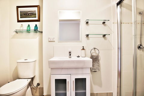 Hayes Beach House I Award Winner I 4 Mins To Beach - Darwin Holiday 14