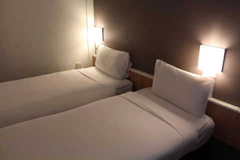 Ibis Newcastle - Darwin Holiday 16