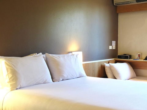 Ibis Newcastle - Darwin Holiday 18