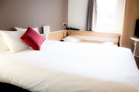 Ibis Newcastle - Darwin Holiday 2