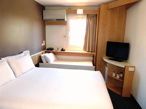 Ibis Newcastle - Darwin Holiday 17