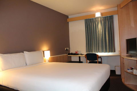 Ibis Newcastle - Darwin Holiday 19