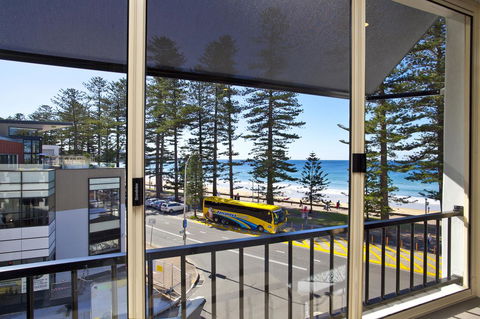 Manly Paradise Motel & Apartments - Darwin Holiday 4