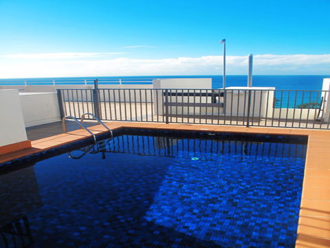 Manly Central Executive - Darwin Holiday 2