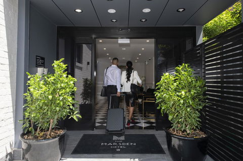 Holiday Inn & Suites - Parramatta Marsden Street, An IHG Hotel - Darwin Holiday 12
