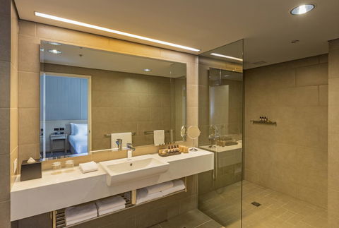 PARKROYAL Darling Harbour, Sydney - Darwin Holiday 34