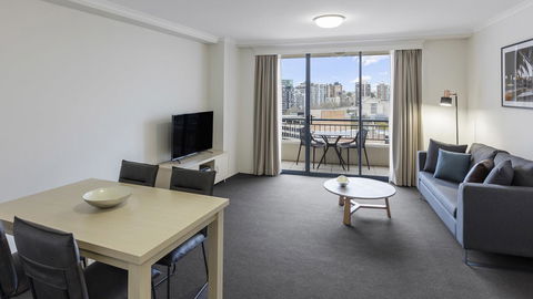 Oaks Sydney Castlereagh Suites - Darwin Holiday 9