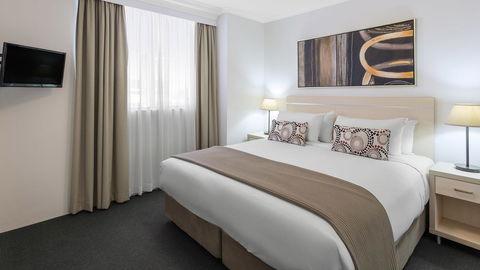 Oaks Sydney Castlereagh Suites - Darwin Holiday 12