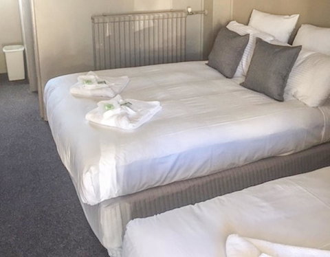 Commercial Hotel Motel Lithgow - Darwin Holiday 20