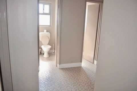 Commercial Hotel Motel Lithgow - Darwin Holiday 25