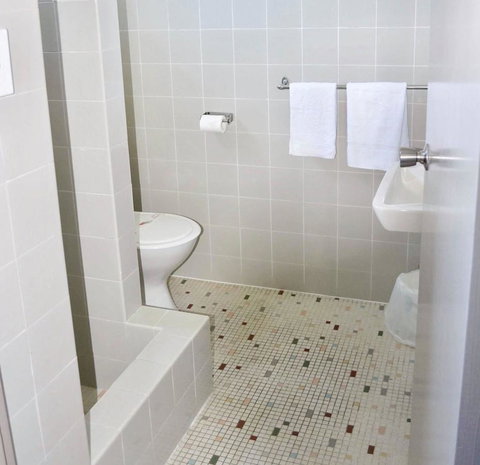 Commercial Hotel Motel Lithgow - Darwin Holiday 16