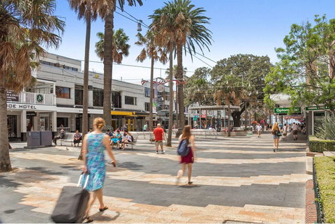 Oversized 2 Bedroom Manly Beach House - Darwin Holiday 20