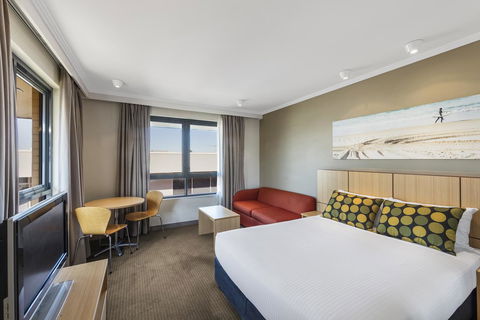 Mercure Sydney Manly Warringah - Darwin Holiday 2