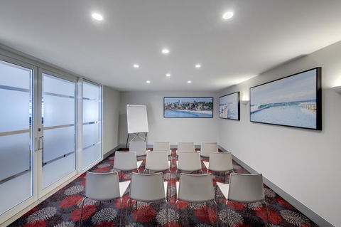 Mercure Sydney Manly Warringah - Darwin Holiday 30