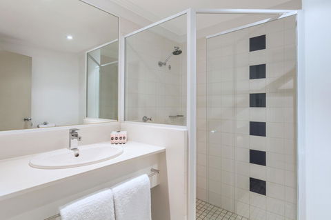 Mercure Sydney Manly Warringah - Darwin Holiday 24