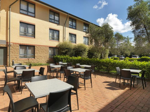 Mercure Sydney Manly Warringah - Darwin Holiday 9