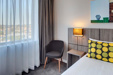 Mercure Sydney Bankstown - Darwin Holiday 22