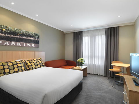 Mercure Sydney Bankstown - Darwin Holiday 4