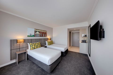 Mercure Sydney Bankstown - Darwin Holiday 10