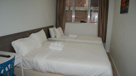 Dixon Residences - Darwin Holiday 8