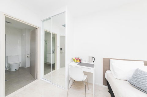 Dixon Residences - Darwin Holiday 21