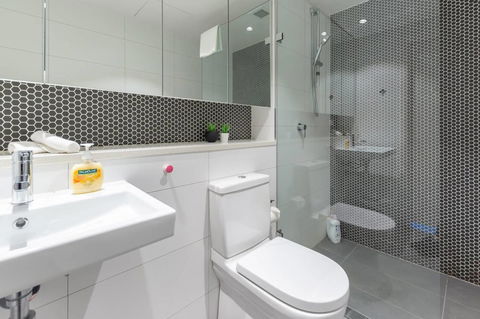 Two Bedders Apartment With Stunning Water View - Darwin Holiday 9
